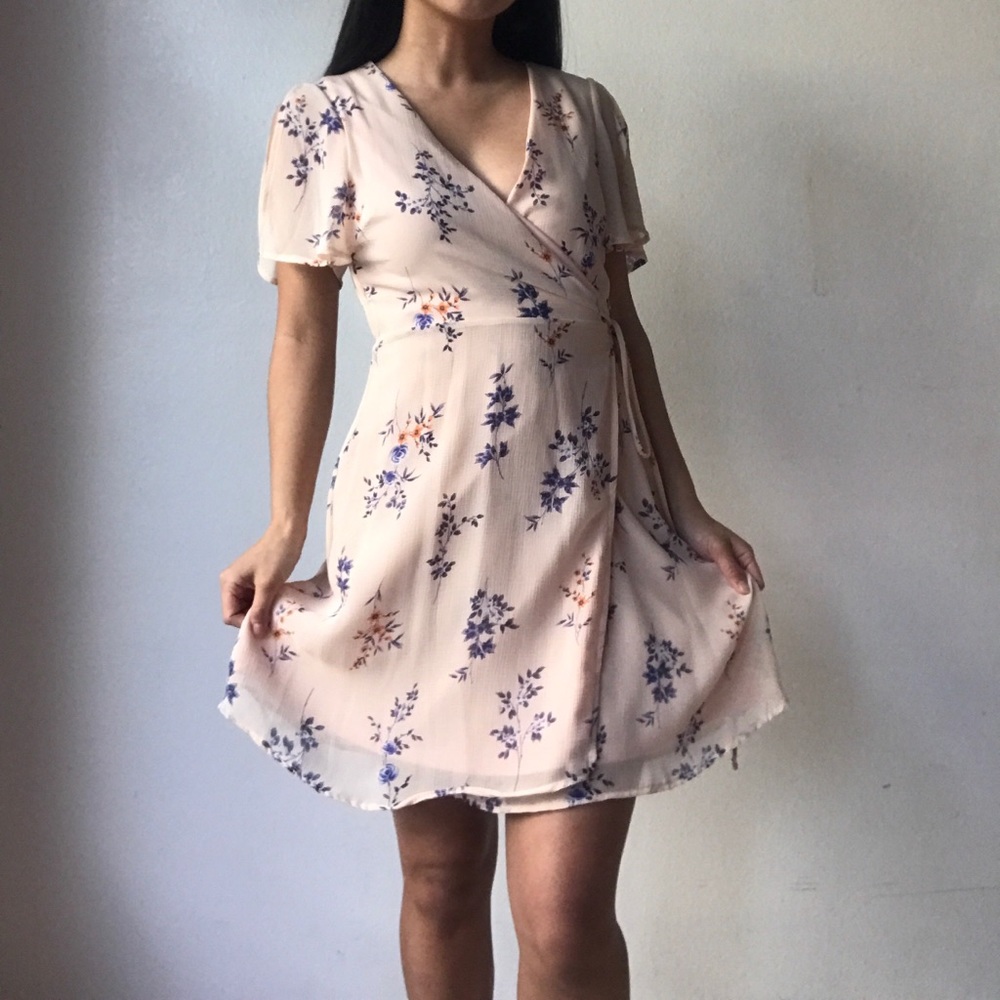 Lulus pink/blush floral wrap dress